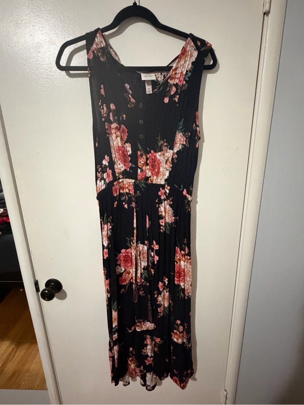 Sleeveless Black Floral Midi Dress - Floral Print